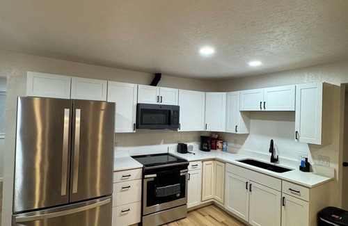 Fairview House | Modern 2 Bedroom house in ANC