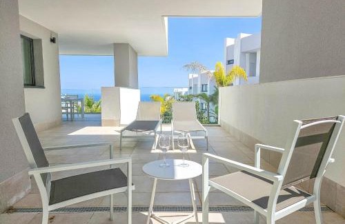 Alcorrin Apartment | Modern 3 bedroom apartment with amazing facilities