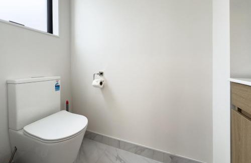 Papakura House | Modern 3-bds townhouse in South Auckland