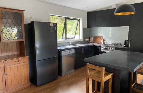 Waitaria Bay House | Modern 3 bedroom bach in Kenepuru Sound
