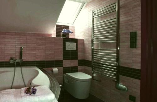 Osijek Apartment | Modern 3 Bedrooms in Osijek