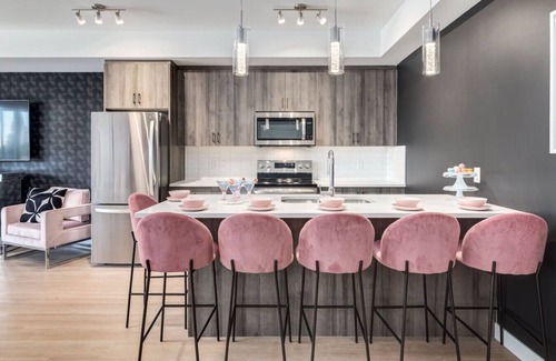 Bridgeland Condo | Modern 3BR unit in the heart of Calgary
