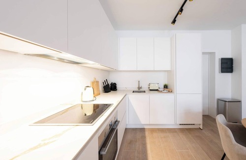 Antwerp Apartment | Modern 6-Guest Apartment in Central Antwerp