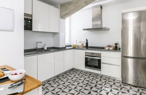 Chueca Apartment | Modern and Chic 2BR/2BA apartment in trendy Chueca