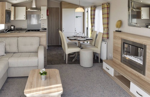 Potterhanworth House | Modern and contemporary holiday home perfect for a family holiday escape.