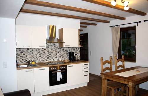 Barenfels House | Modern and cozy apartment right on the forest