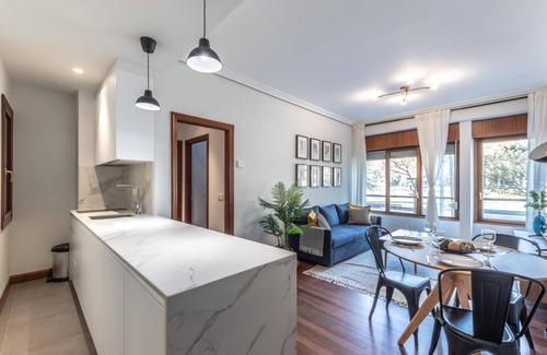 Bilbao City Centre Apartment | Modern and cozy in the heart of Bilbao