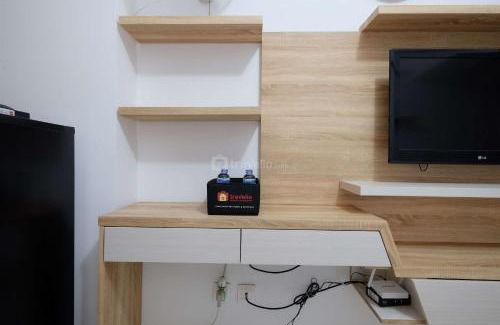 Gunung Putri Apartment | Modern and Homey Studio at Gunung Putri Apartment By Travelio