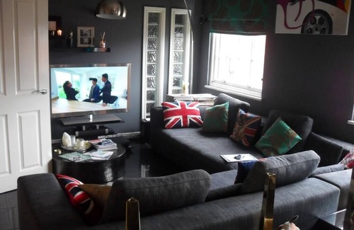 Erdington Apartment | Modern and Stylish 2BR Apartment in West Midlands