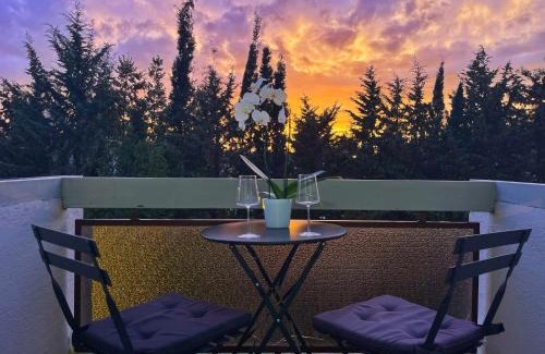 Aurelio Apartment | Modern apartment 10 min Vatican parking&pool