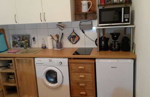 Broock Apartment | Modern apartment 40 sqm, 2 pers., large garden near bathing lake in Broock (Lübz)