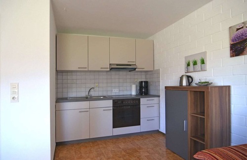 Niederberndorf Apartment | Modern Apartment in Sellinghausen with Terrace