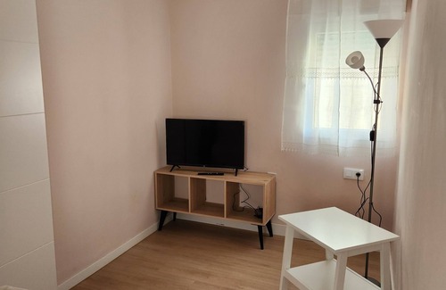 Leon Apartment | Modern Apartment in León- 5 min from Train station