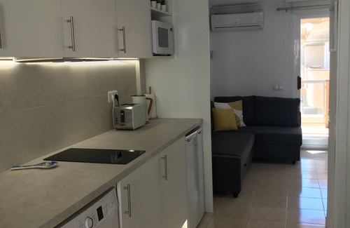 Denia Apartment | Modern apartment with pool that sleeps up to 3 people 400m from the sandy beach.