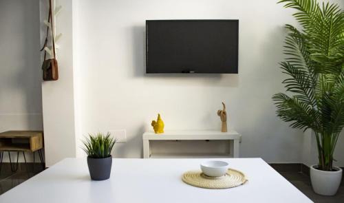 Balerma Apartment | Modern Beach Apartament