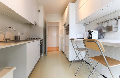 Casal da Ladeira Apartment | Modern & Bright by Homing