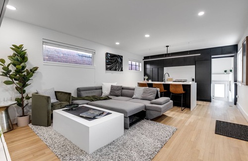 Museum District House | Modern Charm in the heart of the city