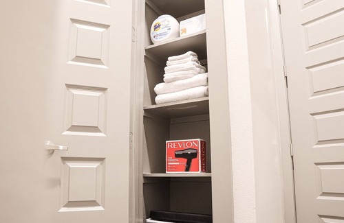 Starwood Village Apartment | ⭑MODERN+CLEAN⭑ GREAT DEAL FOR TRAVEL, WORK & FUN⭑
