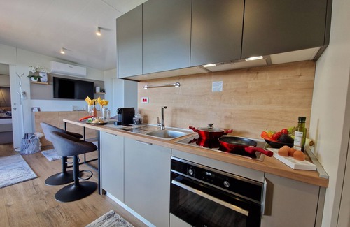 Wurflach Apartment | Modern Eingerichtetes Chalet mit Terrasse