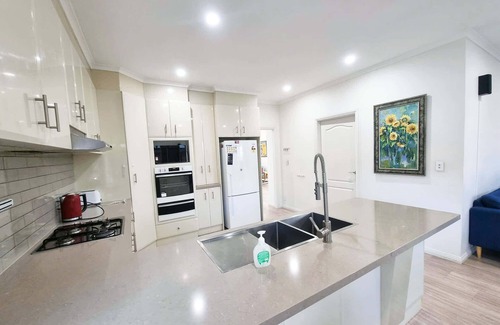 Newport House | Modern family home in Newport