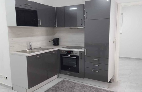 Neugraben-Fischbek Apartment | Modern Holiday Apartment with Garden & BBQ – Hamburg Fischbeker Heidbrook