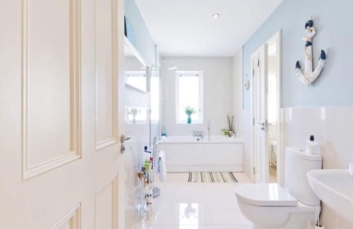 Ballyboghil House | Modern Homestay Room near Dublin Airport