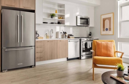 Highland Condo | Modern Lifestyle Loft with View | Zuni Lofts