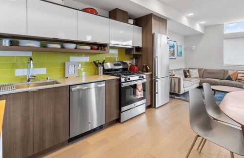 Atlantic House | Modern light-filled townhouse in central Seattle