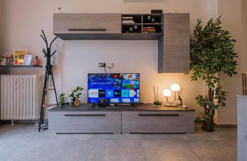 Turro Apartment | Modern Loft - 2 min Metro M1, 15 min Duomo