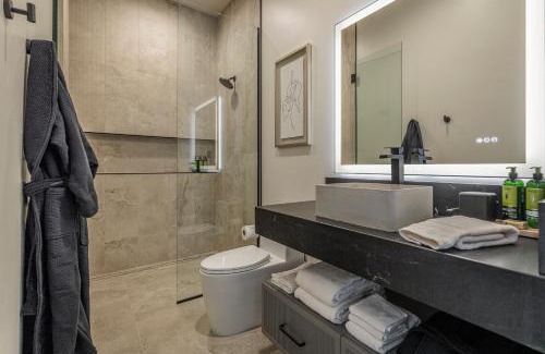 Virgin House | Modern Lux Casita