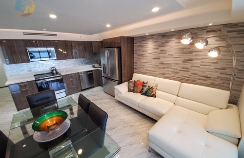 Seybold Apartment | Modern Luxury 4 Bedroom Ocean Views for Bachelorettes - 1103