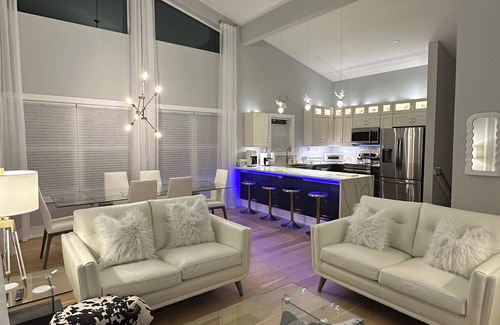 Lake Ariel House | Modern Luxury DREAM HOUSE -Just Built! GoldStar Resort! THE HIDEOUT- Lake & Pool