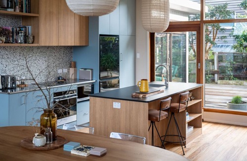 Dunedin House | Modern Mid-Century Retreat