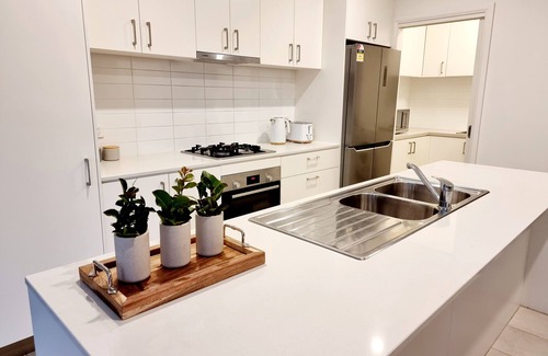 Narre Warren House | Modern Narre Warren home, close to Fountain Gate shopping centre