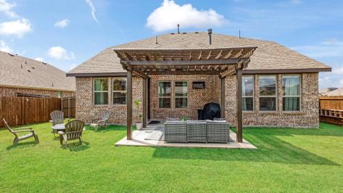 Royse City House | Modern Nest Corporate Rental LLC Royse City TX