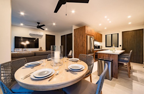 Santa Maria Huatulco Condo | Modern New Condo - Steps to the Beach