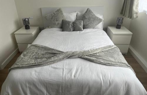 Selhurst House | Modern newly refurbished 2 bedroom house in Croydon