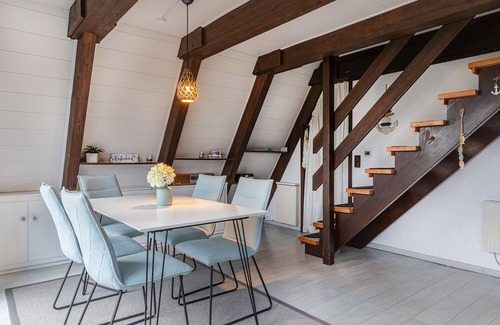 Fedderwardersiel House | Modern roof-only house - close to the beach - fenced garden *