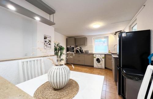 Momlingen Apartment | Modern Ruhig 6 Gäste 110m2 Wlan