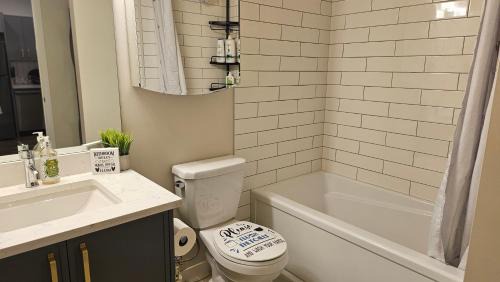 Southeast Calgary Apartment | Modern Suite - Separate Entry - Self Check-In