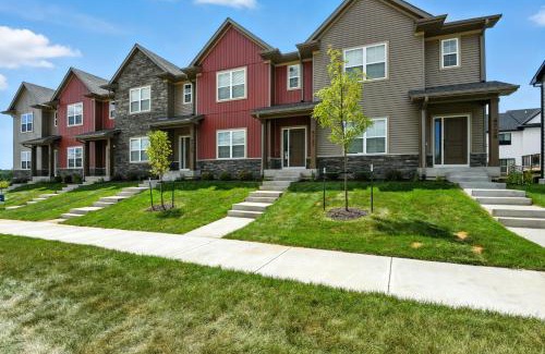 Weber House | Modern Townhome Retreat in Prime Location townhouse