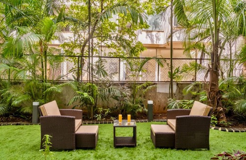 Reis Magos Apartment | Modern Tropical 2bhk Near Beach Pool Garden