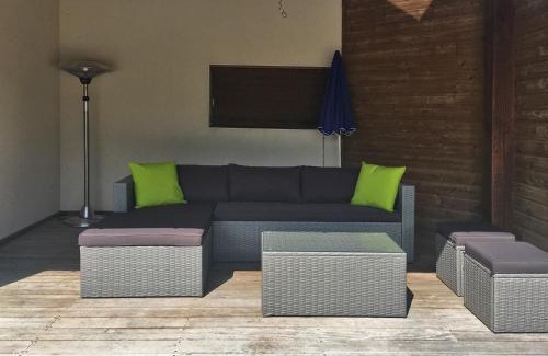 Brives-sur-Charente Villa | Modern Villa with Pool in Brives