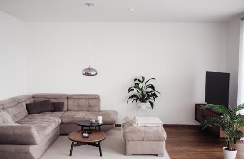 Großraschen Apartment | Moderne Ferienwohnung mit Seeblick & Terrasse 96qm