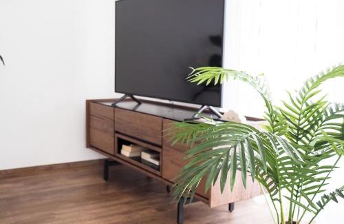 Großraschen Apartment | Moderne Ferienwohnung mit Seeblick & Terrasse 96qm