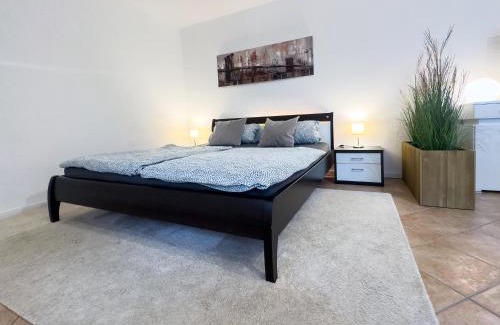 Schwerin Apartment | Moderne Ferienwohnung l Ruhige Lage nahe See l wenige Minuten ins Zentrum von Schwerin