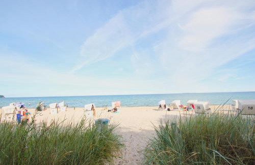 Gross Zicker Apartment | moderne Ferienwohnung mit eigener Terrasse - Haus Inselwind FeWo MEERhafen
