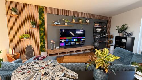 Neuschonefeld Apartment | Moderne Penthousewohnung in Zentrumsnähe