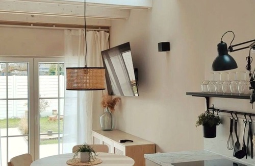 Lauta House | Modernes Ferienhaus mit Pool und Terrasse. #lausitzerseenland #familie #dresden