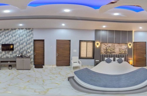 Sujangarh Hotel | Modi resort & garden